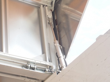 三菱ふそう スーパーグレート ウイング車 大型 QKG-FS54VZ 年式 H24 [写真14]