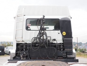 三菱ふそう スーパーグレート トラクタ 大型 QKG-FP54VDR 年式 H24 [写真12]