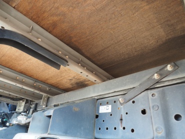 いすゞ エルフ バン車 小型 BKG-NLR85AN 年式 H20 [写真21]