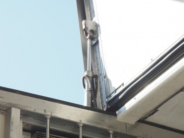 三菱ふそう ファイター 冷凍ウイング 中型 PDG-FK61F 年式 H19 [写真24]