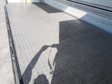 三菱ふそう ファイター 冷凍ウイング 中型 PDG-FK61F 年式 H19 [写真13]