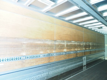 いすゞ ギガ ウイング車 大型 PDG-CYJ77W8 年式 H21 [写真27]