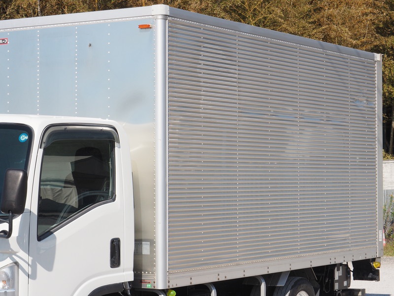 いすゞ エルフ バン車 小型 BDG-NPR85AN 年式 H21[写真11]