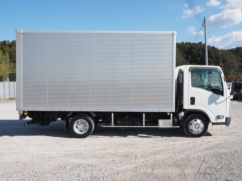 いすゞ エルフ バン車 小型 BDG-NPR85AN 年式 H21[写真08]