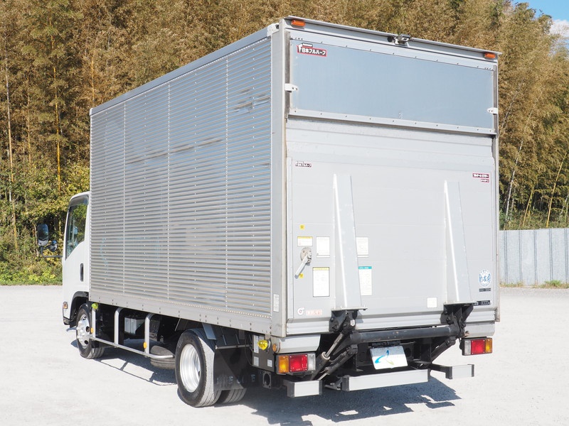 いすゞ エルフ バン車 小型 BDG-NPR85AN 年式 H21[写真07]