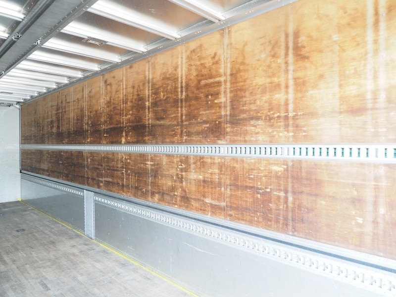 いすゞ ギガ ウイング車 大型 PDG-CYJ77W8 年式 H20[写真29]