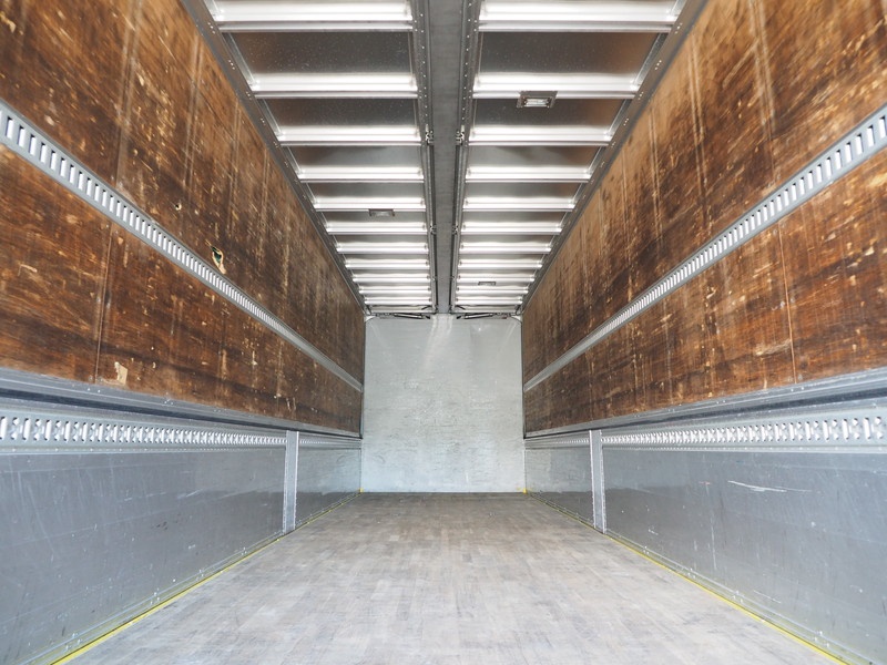 いすゞ ギガ ウイング車 大型 PDG-CYJ77W8 年式 H20[写真26]