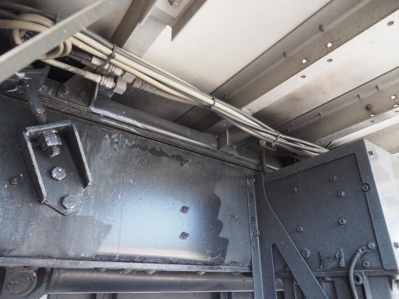 いすゞ ギガ ウイング車 大型 PDG-CYJ77W8 年式 H20[写真43]