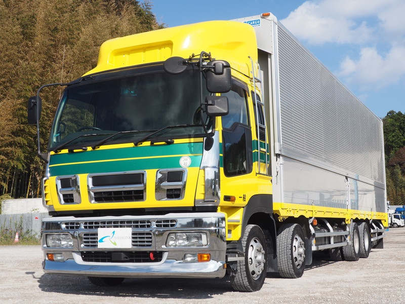 いすゞ ギガ ウイング車 大型 PDG-CYJ77W8 年式 H20[写真01]