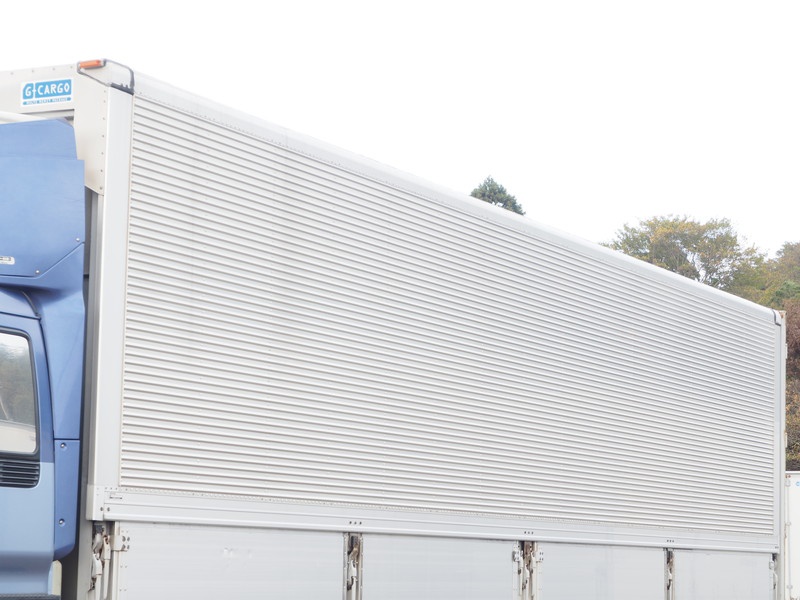 いすゞ ギガ 冷凍ウイング 大型 PKG-CYJ77W8 年式 H20[写真20]