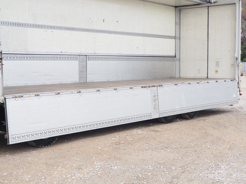 いすゞ ギガ 冷凍ウイング 大型 PKG-CYJ77W8 年式 H20[写真23]