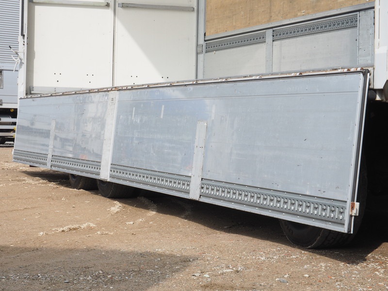 日野 グランドプロフィア ウイング車 大型 LKG-FW1EXBG 年式 H24[写真12]