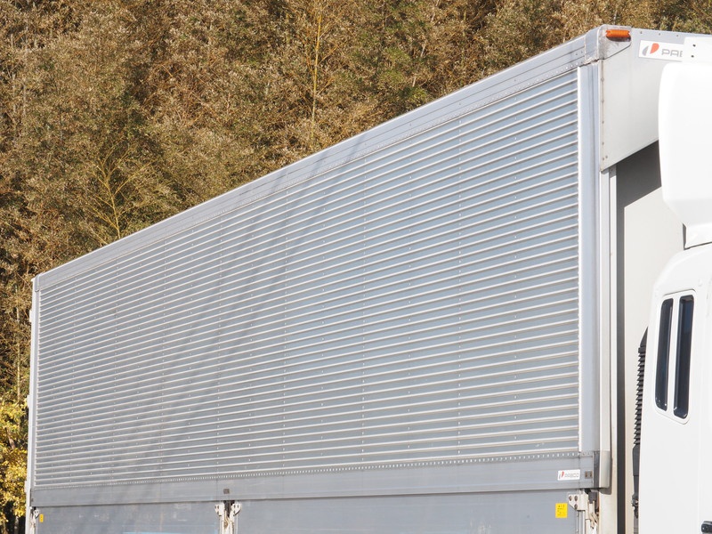 三菱ふそう スーパーグレート ウイング車 大型 PJ-FS54JZ 年式 H18[写真09]