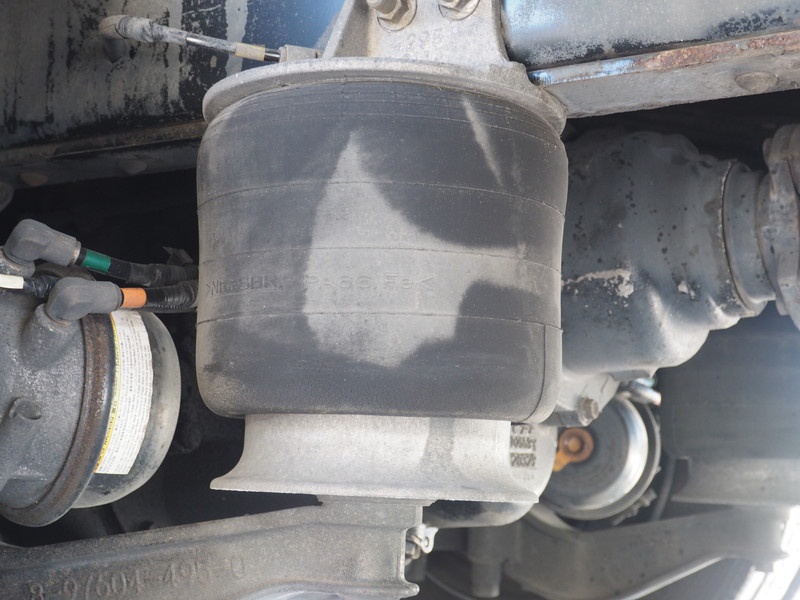 いすゞ ギガ ウイング車 大型 QKG-CYJ77A 年式 H24[写真40]