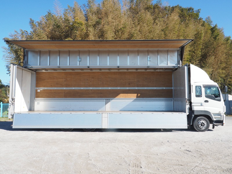 いすゞ ギガ ウイング車 大型 QKG-CYJ77A 年式 H24[写真11]