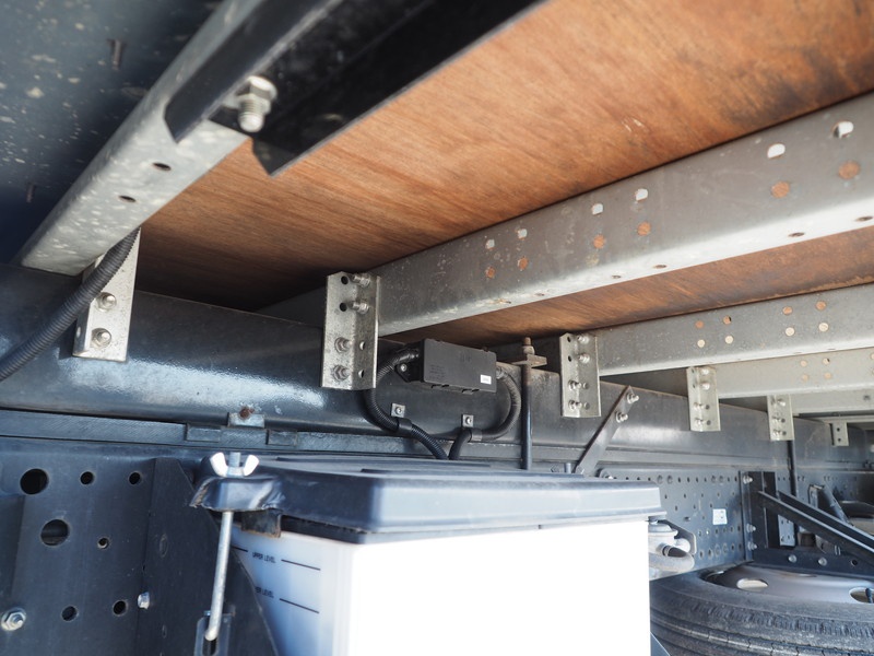 いすゞ エルフ バン車 小型 TKG-NPR85AN 年式 H26[写真27]