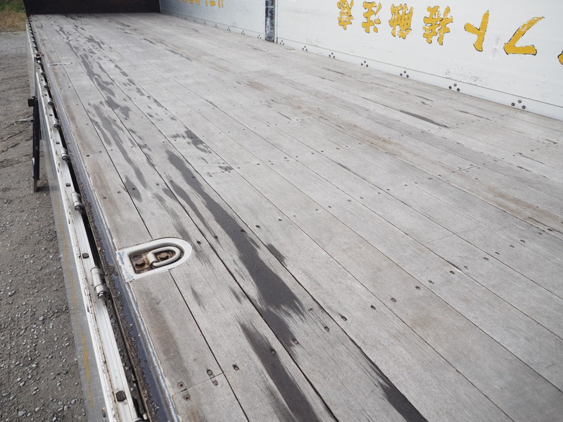 UDトラックス クオン 平ボディ 大型 PKG-CW4ZA 年式 H21[写真19]