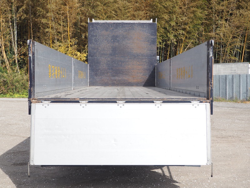 UDトラックス クオン 平ボディ 大型 PKG-CW4ZA 年式 H21[写真16]