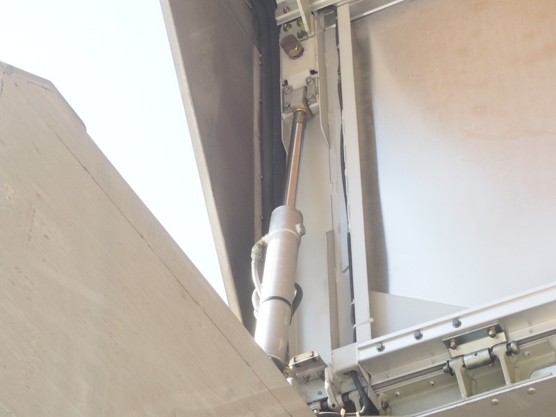 日野 グランドプロフィア ウイング車 大型 PK-FW1EXWJ 年式 H17[写真24]