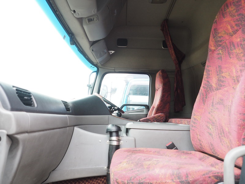 UDトラックス クオン 平ボディ 大型 PKG-CW4ZA 年式 H21[写真26]