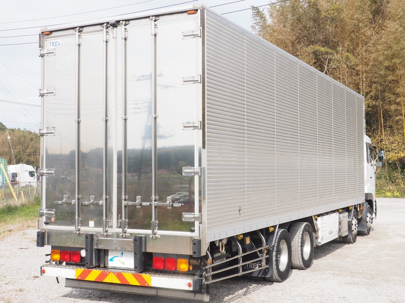 UDトラックス クオン 冷凍バン 大型 QKG-CG5ZA 年式 H26[写真05]