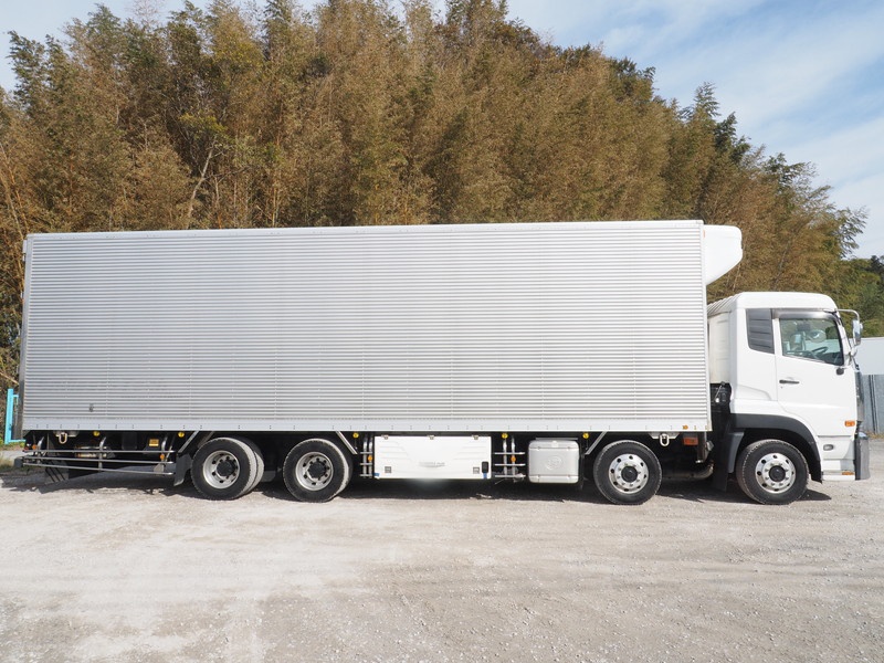 UDトラックス クオン 冷凍バン 大型 QKG-CG5ZA 年式 H26[写真08]