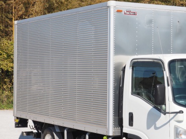 いすゞ エルフ バン車 小型 BDG-NPR85AN 年式 H21 [写真09]