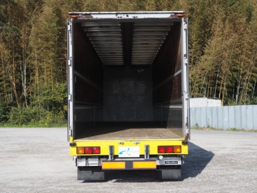 いすゞ ギガ ウイング車 大型 PDG-CYJ77W8 年式 H20 [写真24]