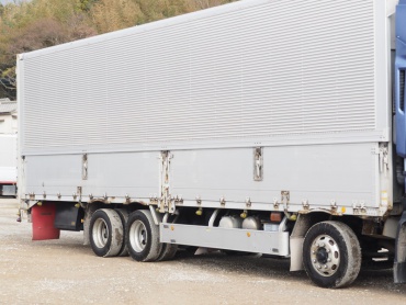 いすゞ ギガ 冷凍ウイング 大型 PKG-CYJ77W8 年式 H20 [写真10]