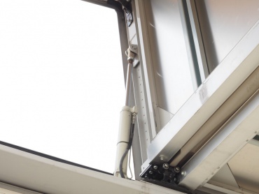 日野 グランドプロフィア ウイング車 大型 LKG-FW1EXBG 年式 H24 [写真18]