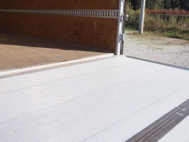 いすゞ エルフ バン車 小型 TKG-NPR85AN 年式 H26 [写真21]