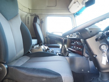 日野 グランドプロフィア ウイング車 大型 PK-FW1EXWJ 年式 H17 [写真32]