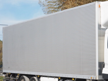 UDトラックス クオン 冷凍バン 大型 QKG-CG5ZA 年式 H26 [写真09]