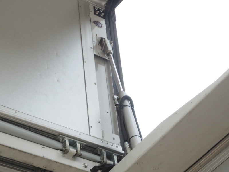 三菱ふそう スーパーグレート ウイング車 大型 LKG-FS54VZ 年式 H23[写真25]