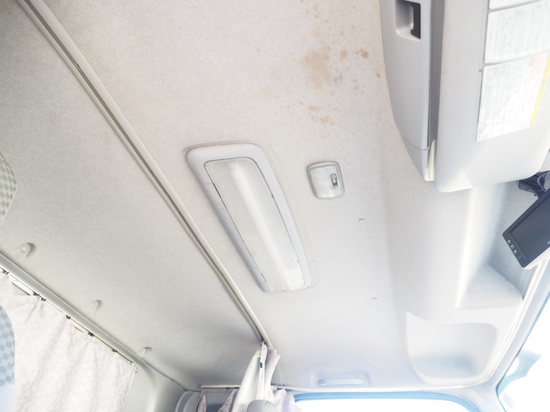 いすゞ フォワード バン車 中型 TKG-FRR90T2 年式 H25[写真24]