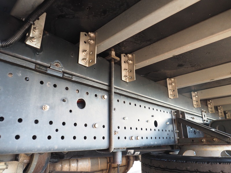 いすゞ フォワード バン車 中型 TKG-FRR90T2 年式 H25[写真31]