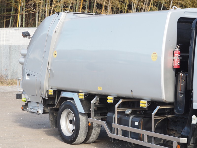 いすゞ エルフ パッカー 小型 BDG-NPR85AN 年式 H22[写真09]