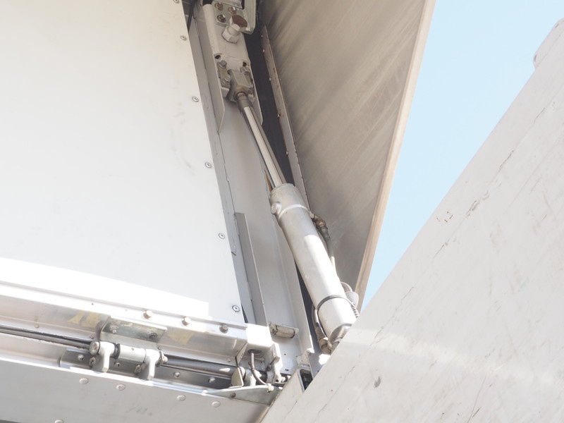 日野 グランドプロフィア ウイング車 大型 ADG-FW1EXYG 年式 H18[写真18]