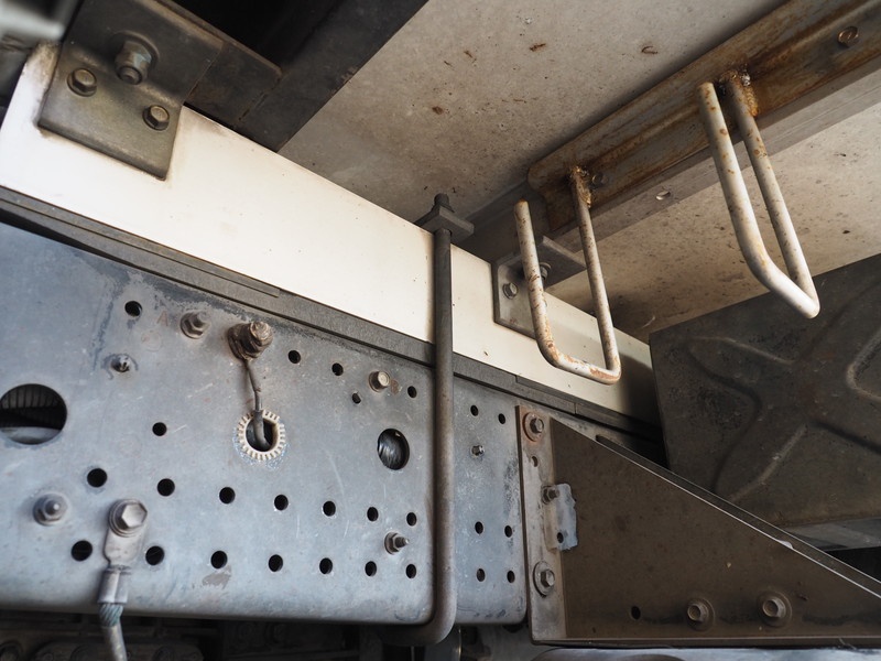 いすゞ フォワード 冷凍バン 中型 PKG-FRR90S2 年式 H19[写真26]