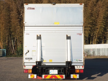 いすゞ フォワード バン車 中型 TKG-FRR90T2 年式 H25 [写真06]