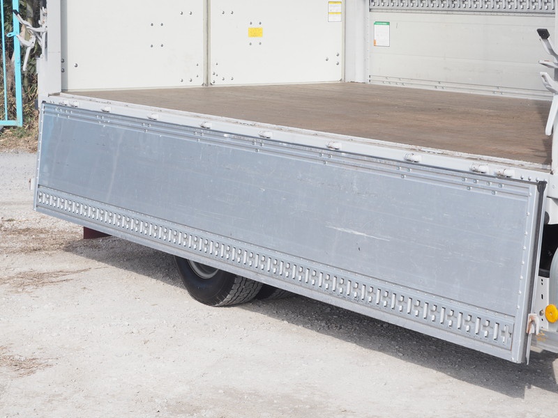 いすゞ エルフ ウイング車 小型 SKG-NPR85AN 年式 H23[写真11]