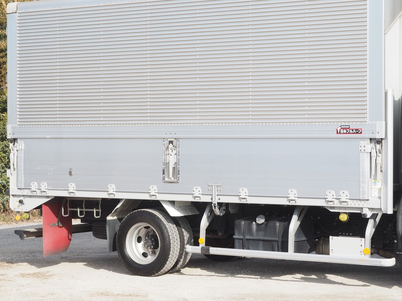 いすゞ エルフ ウイング車 小型 SKG-NPR85AN 年式 H23[写真09]