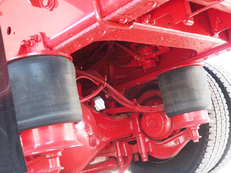 いすゞ ギガ 冷凍ウイング 大型 QKG-CYJ77A 年式 H24[写真48]