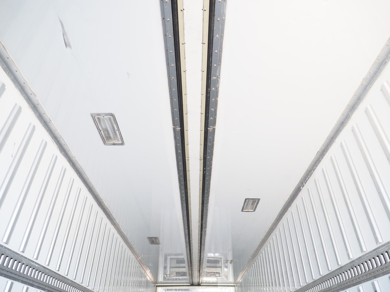 いすゞ ギガ 冷凍ウイング 大型 QKG-CYJ77A 年式 H24[写真30]