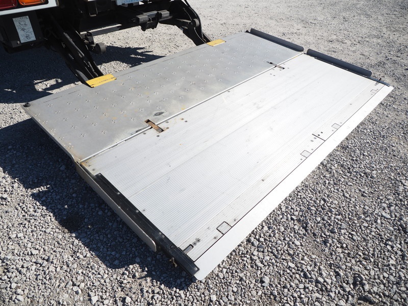 いすゞ フォワード ウイング車 中型 PKG-FRR90T2 年式 H22[写真29]