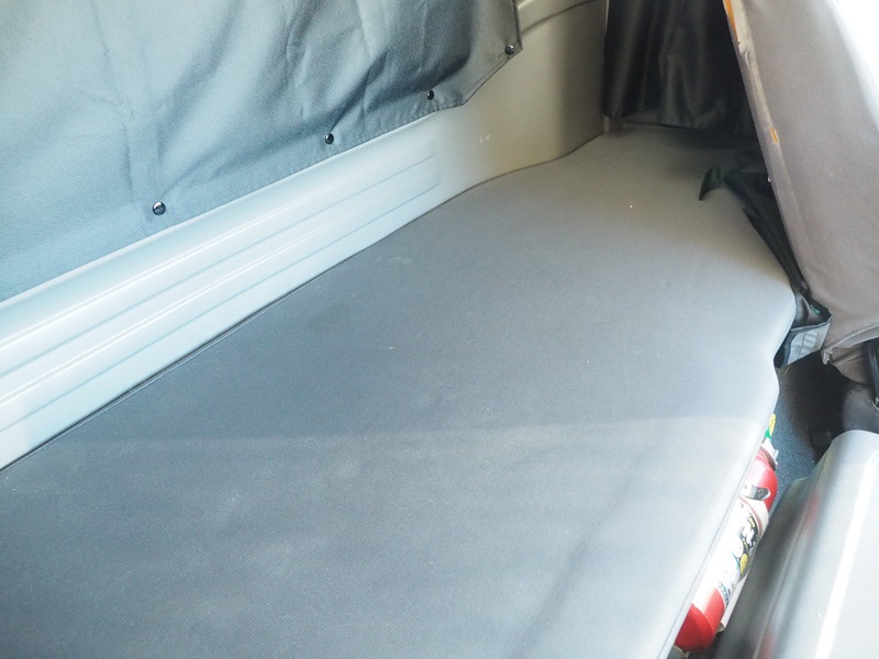 いすゞ フォワード ウイング車 中型 PKG-FRR90T2 年式 H22[写真41]