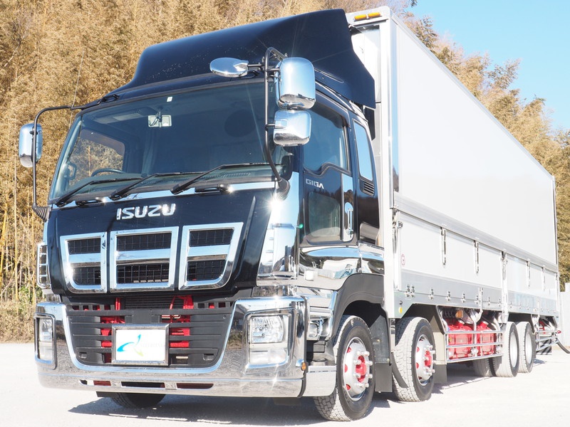 いすゞ ギガ 冷凍ウイング 大型 QKG-CYJ77A 年式 H24[写真01]