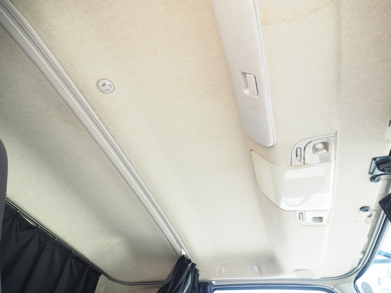 三菱ふそう ファイター 冷凍ウイング 中型 TKG-FK64F 年式 H25[写真37]