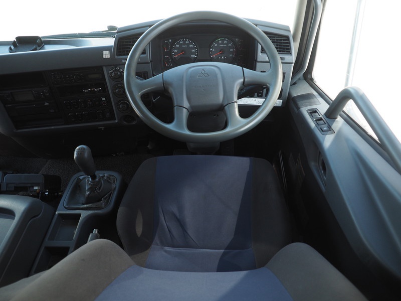 三菱ふそう ファイター 冷凍ウイング 中型 TKG-FK64F 年式 H25[写真36]