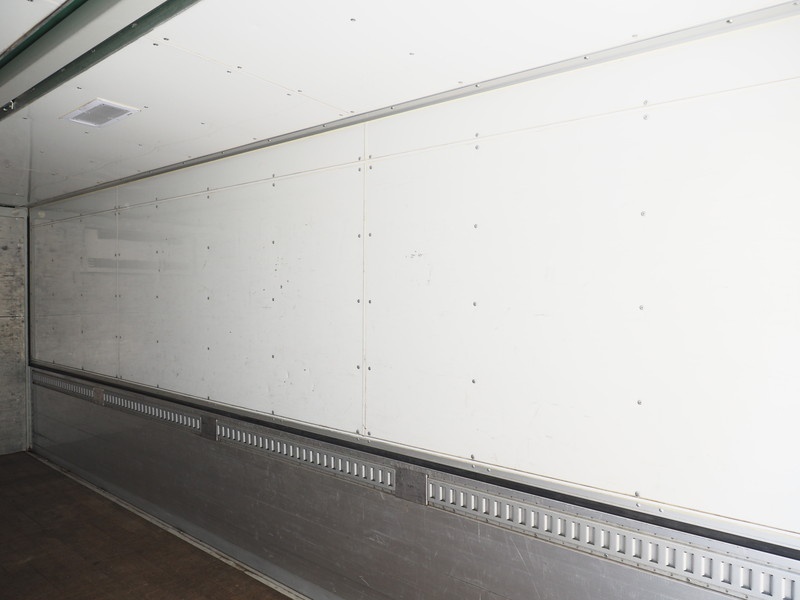 三菱ふそう ファイター 冷凍ウイング 中型 TKG-FK64F 年式 H25[写真30]